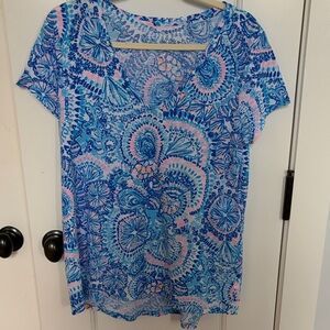 Lilly Pulitzer pink & blue Etta v-top. Size L